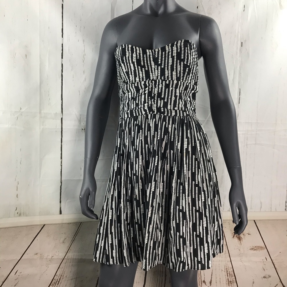 Bar III Black and White Strapless Dress